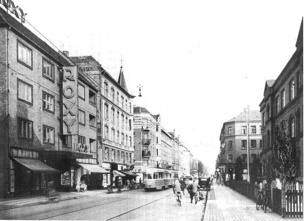 godtroxy1930.jpg